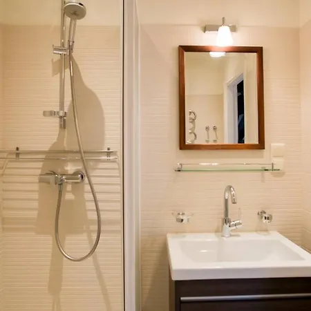 Apartment Sunny Mansard In The Heart Of Old Town *